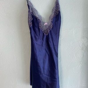 victoria’s secret vintage slip